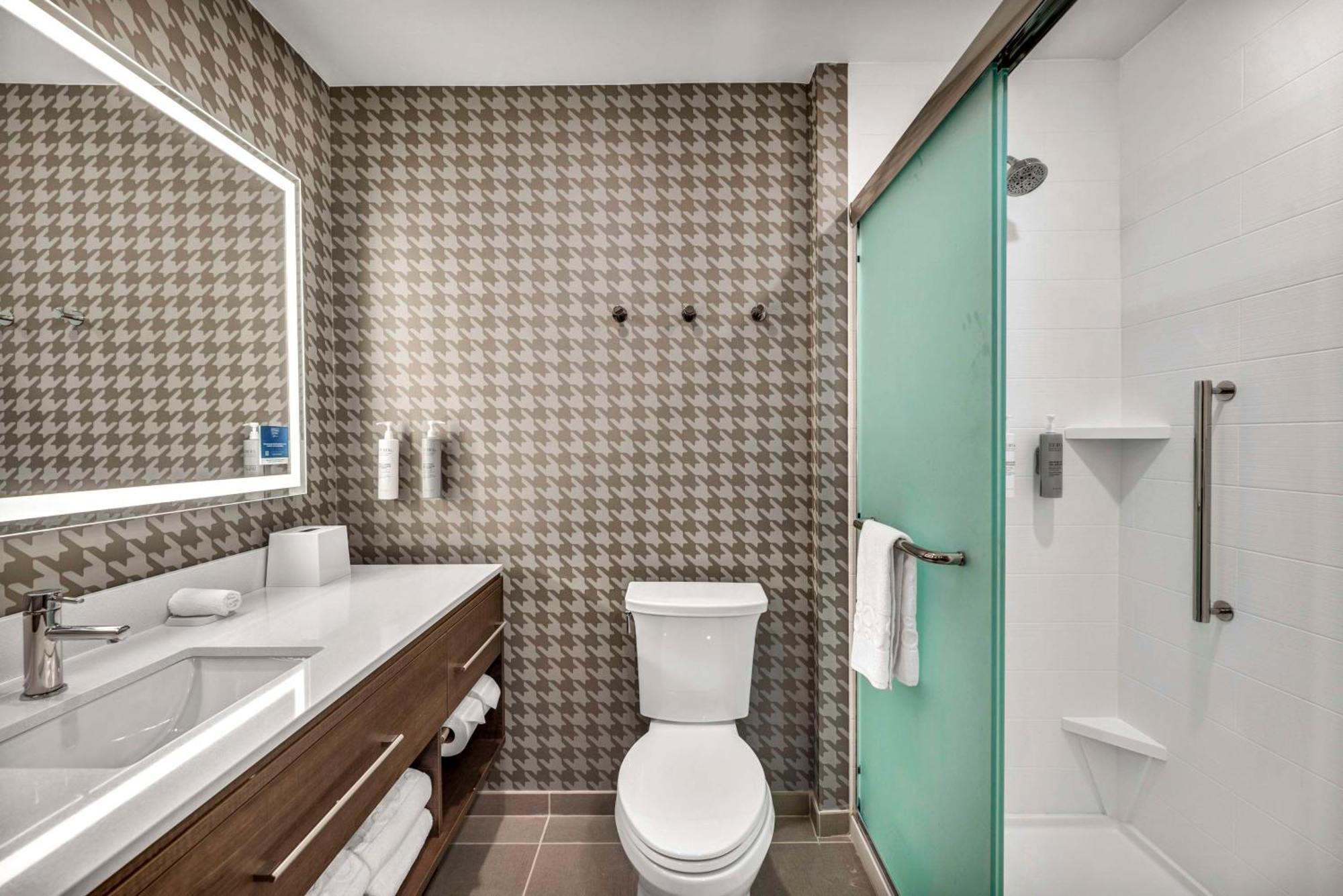 Home2 Suites By Hilton Raleigh West Lenovo Center Εξωτερικό φωτογραφία