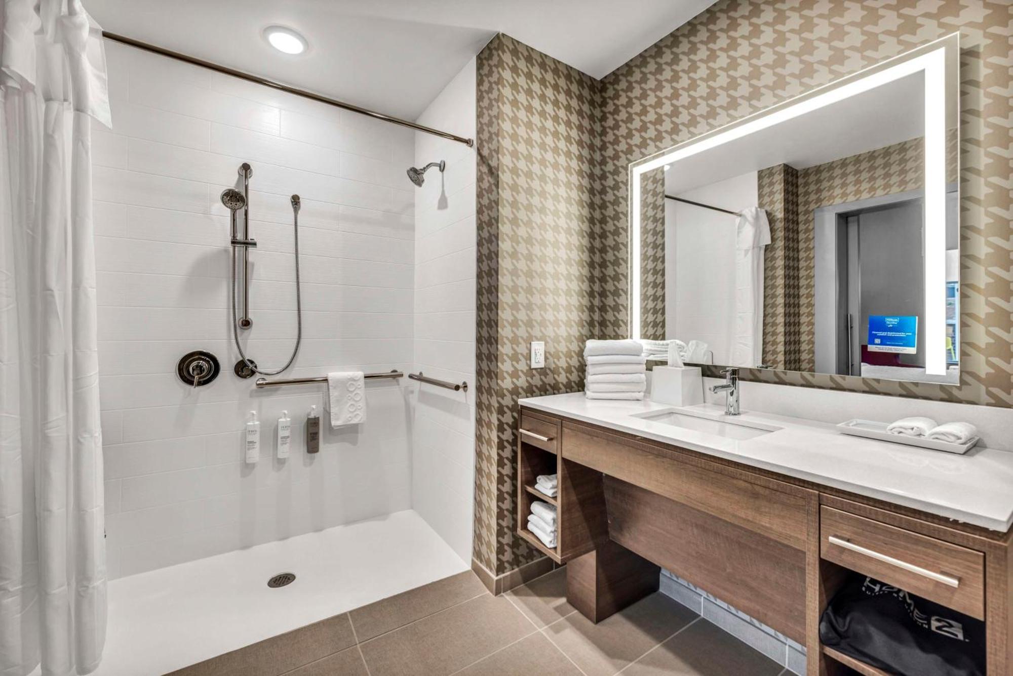 Home2 Suites By Hilton Raleigh West Lenovo Center Εξωτερικό φωτογραφία