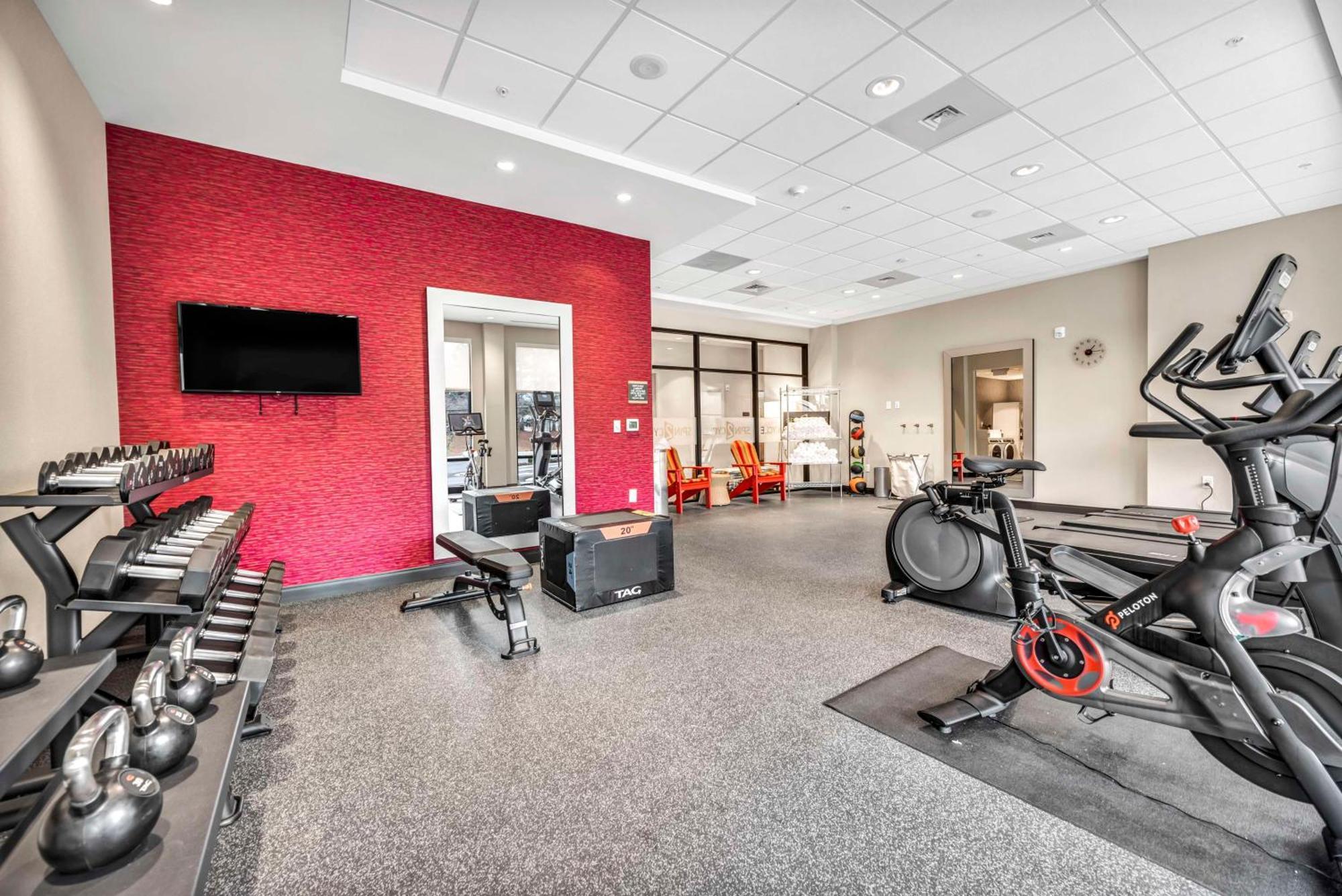 Home2 Suites By Hilton Raleigh West Lenovo Center Εξωτερικό φωτογραφία